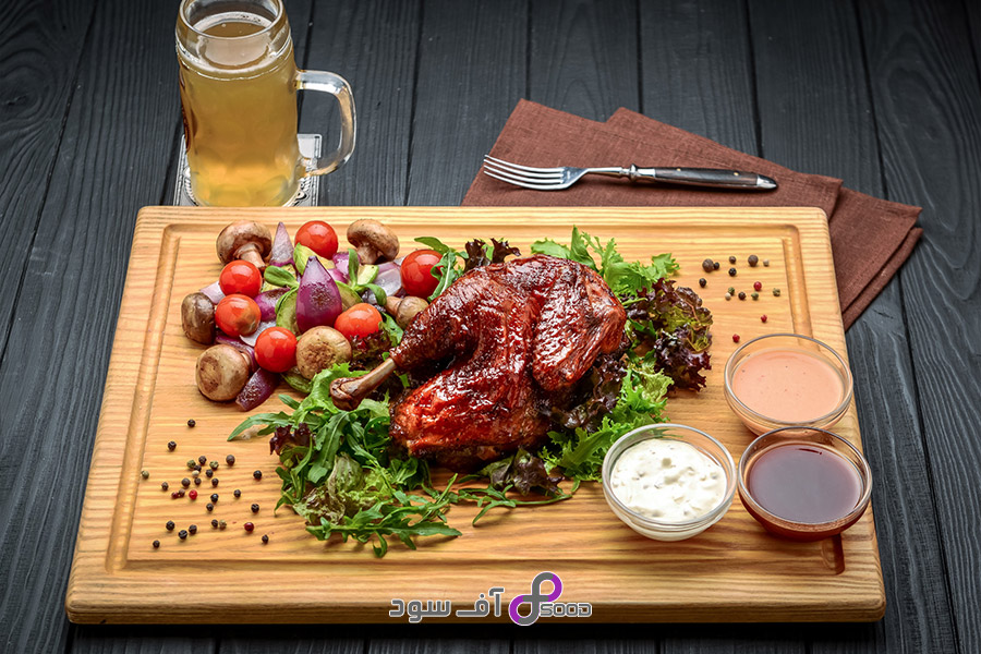 چیدمان تخته سرو چوبی برای پذیرایی 3
