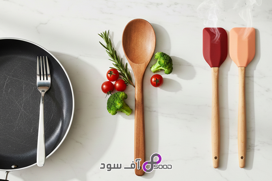 مقایسه قاشق چوبی با ابزار فلزی و سیلیکونی؛ کدام بهتر است؟